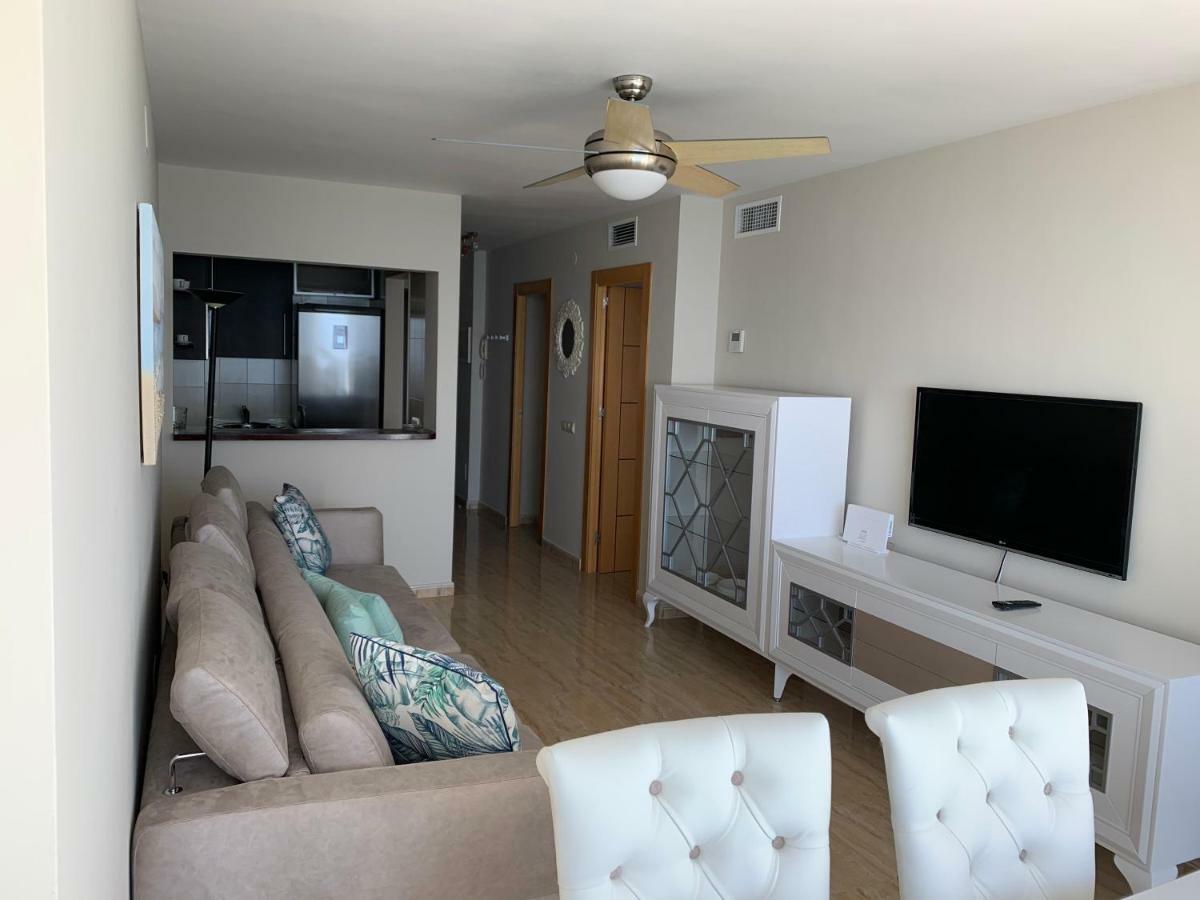 Apartament Aguamarina On The Beach Front Apartamento Mijas Costa Exterior foto