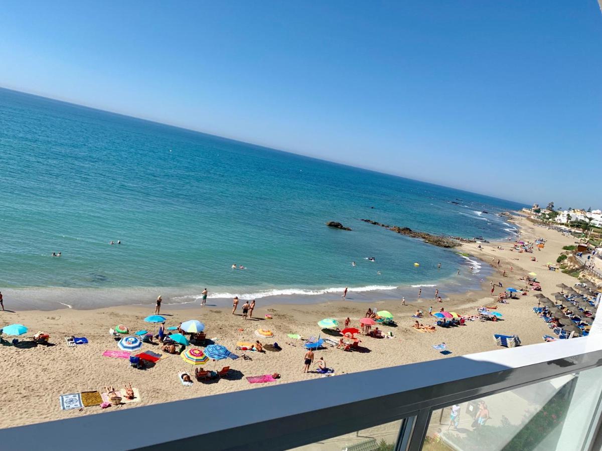 Apartament Aguamarina On The Beach Front Apartamento Mijas Costa Exterior foto